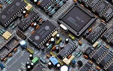 集成電路制造業(yè)投資大幅增長，兩大新興產業(yè)受益政策紅利